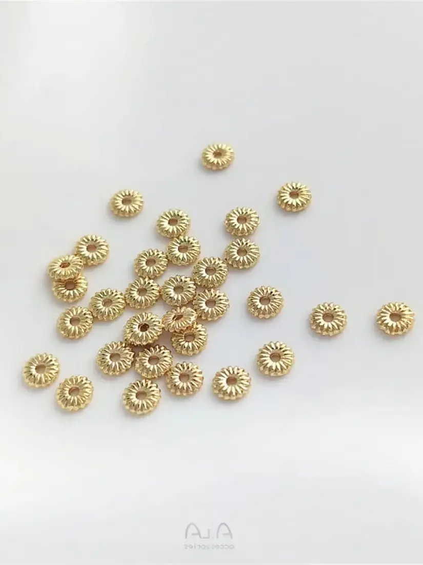 14K Gold-Color Small Daisy Pattern Flat Spacer Piece, Handmade Bead Piece, DIY Bracelet Jewelry Accessories, 4mm, C303
14K Gold-Color Small Daisy Pattern Flat Spacer Piece, Handmade Bead Piece, DIY Bracelet Jewelry Accessories, 4mm, C303