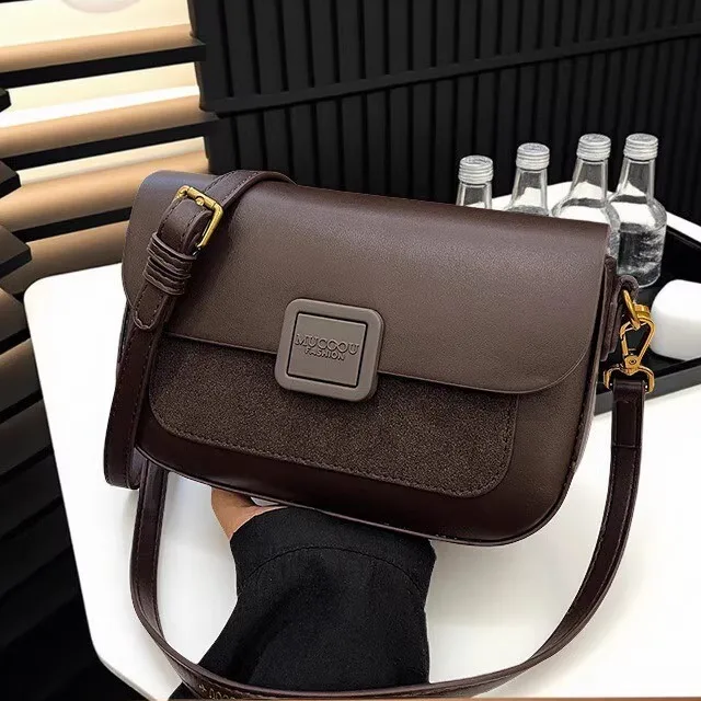 Ele Ladies oulder Bag 2025 New Trend Square Bag Retro High-End Feelings Crossbody Bag Faionable Women's Handbag
Ele Ladies oulder Bag 2025 New Trend Square Bag Retro High-End Feelings Crossbody Bag Faionable Women's Handbag