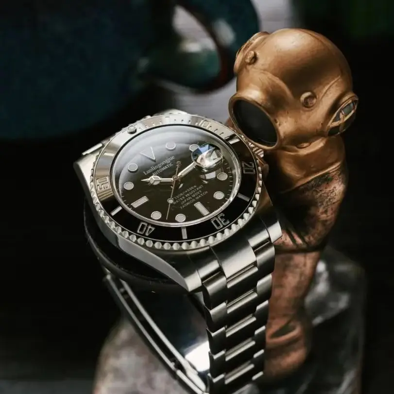 New Luxury Men's Watch, Business Skeleton Automatic Mechanical Watch, Party Fashion Watch, High-Value Cool Brand-Name Watch, Stylish and Exquisite Birthday Gift Watch, No Battery Needed
New Luxury Men's Watch, Business Skeleton Automatic Mechanical Watch, Party Fashion Watch, High-Value Cool Brand-Name Watch, Stylish and Exquisite Birthday Gift Watch, No Battery Needed