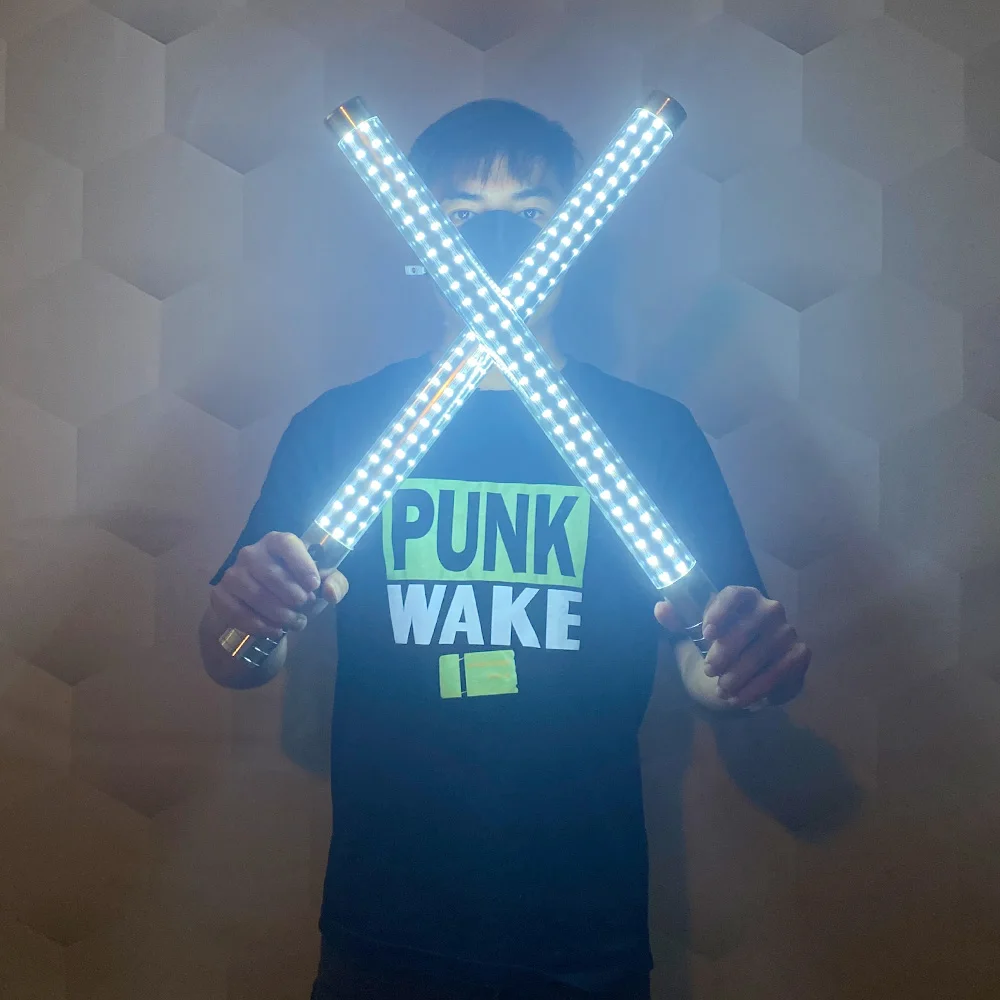 LED laser flash Glow-stick DJ stage performance rechargeable atmosphere props Halloween party glow-stick Champagne sticks
LED laser flash Glow-stick DJ stage performance rechargeable atmosphere props Halloween party glow-stick Champagne sticks