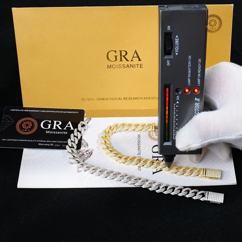 10mm Moissanite Cuban Chain S925 Bracelets For Men Women Iced Out Chain Hip Hop Jewelry Pass Diamonds Tester With GRA Free Shipp
10mm Moissanite Cuban Chain S925 Bracelets For Men Women Iced Out Chain Hip Hop Jewelry Pass Diamonds Tester With GRA Free Shipp