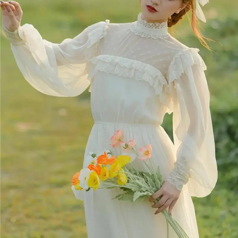 MeowGirl Courtly Beige Vintage Chiffon Yarn Dress Women Lace Standing Collar Fairy Big Swing Dress Elegant Princess Dress
MeowGirl Courtly Beige Vintage Chiffon Yarn Dress Women Lace Standing Collar Fairy Big Swing Dress Elegant Princess Dress