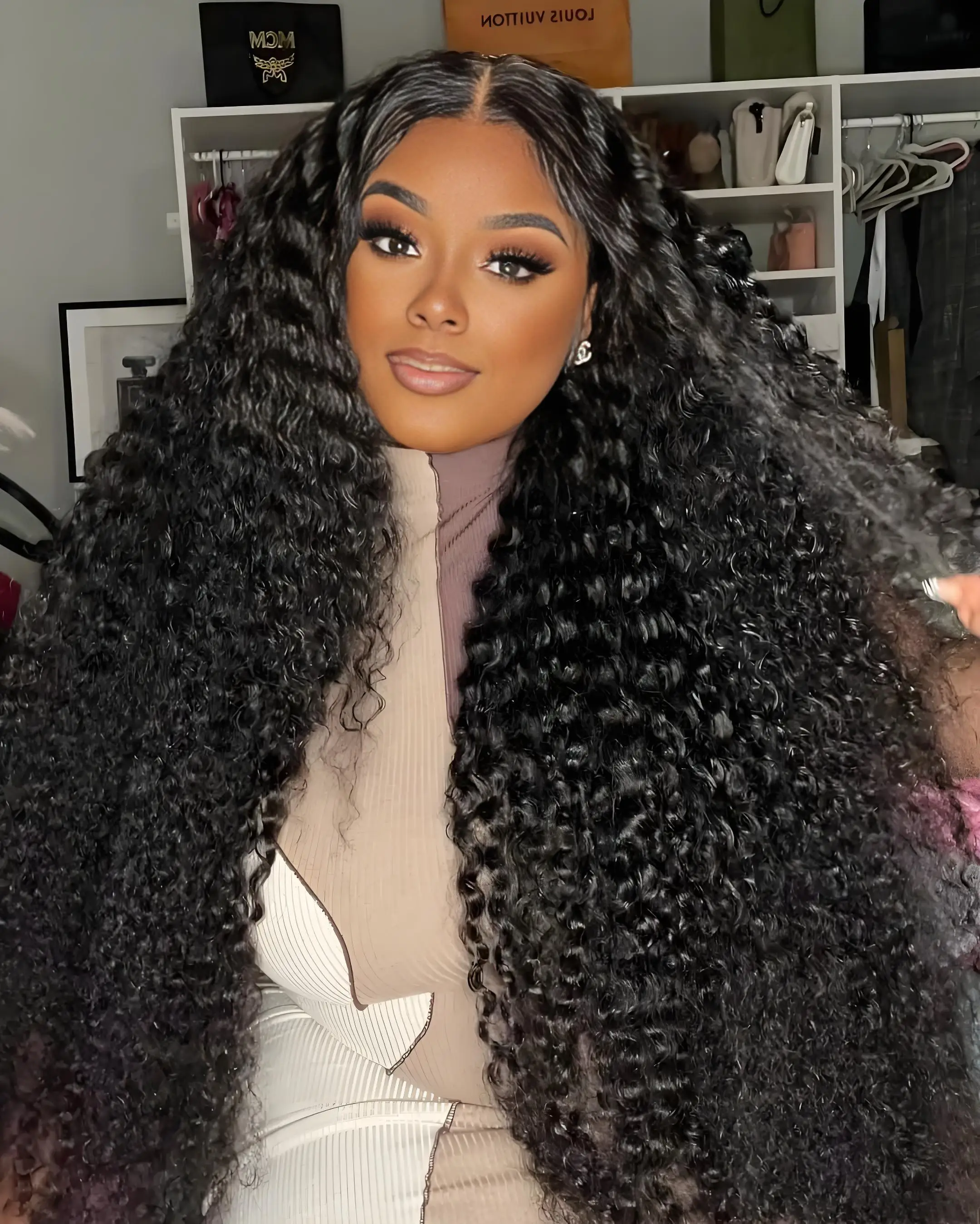 250 Плотность Глубокая волна 40 дюймов 13x6 Hd Парик фронта шнурка Человеческие волосы Вьющиеся парики Волна воды Прозрачный парик фронта шнурка для чернокожих женщин
250 Плотность Глубокая волна 40 дюймов 13x6 Hd Парик фронта шнурка Человеческие волосы Вьющиеся парики Волна воды Прозрачный парик фронта шнурка для чернокожих женщин