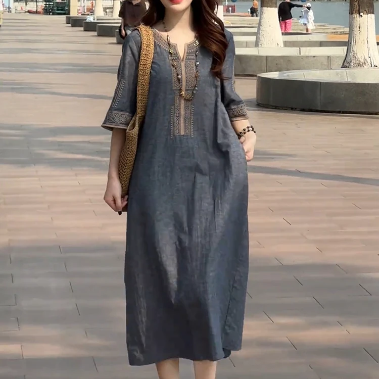 Ретро-роскошная вышитая хлопково-льняная женская летняя новинка: свободная юбка А-силуэта больших размеров для стройности, для повседневной носки, с V-образным вырезом...
Ретро-роскошная вышитая хлопково-льняная женская летняя новинка: свободная юбка А-силуэта больших размеров для стройности, для повседневной носки, с V-образным вырезом...