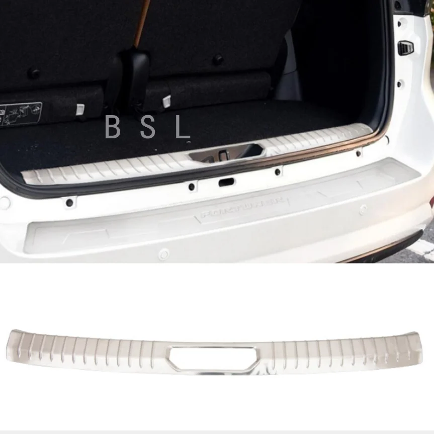 rear bumper protector cargo step panel cover sill plate trunk trim garnish for Toyota Fortuner 2016 2018 2019
rear bumper protector cargo step panel cover sill plate trunk trim garnish for Toyota Fortuner 2016 2018 2019
