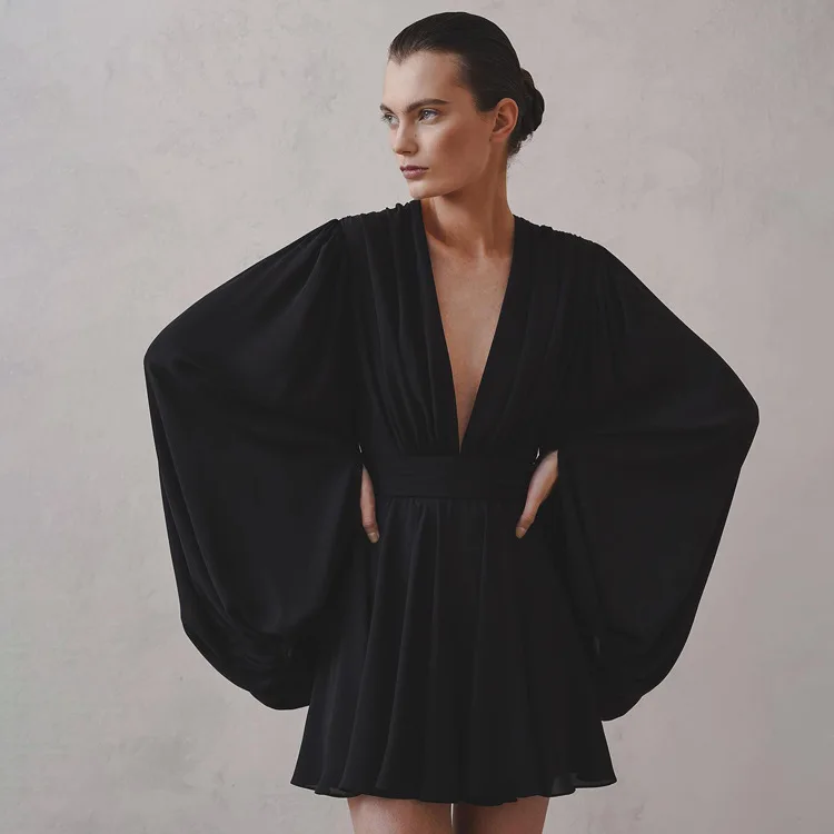 2026 Women Sexy V-Neck Summer A-Line Mini Dress Elegant High Waist Puff Sleeve Ladies Dress Casual Loose Vestidos Clothes
2026 Women Sexy V-Neck Summer A-Line Mini Dress Elegant High Waist Puff Sleeve Ladies Dress Casual Loose Vestidos Clothes