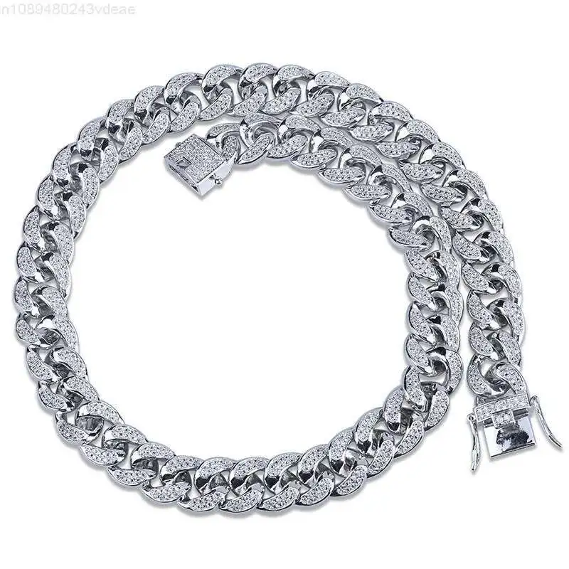 Mens Cuban Link Chain Miami Cuban Necklace Gold Silver Chain Diamond Cut Chains for Men Women 14mm Iced Out Hip Hop Jewelry
Mens Cuban Link Chain Miami Cuban Necklace Gold Silver Chain Diamond Cut Chains for Men Women 14mm Iced Out Hip Hop Jewelry