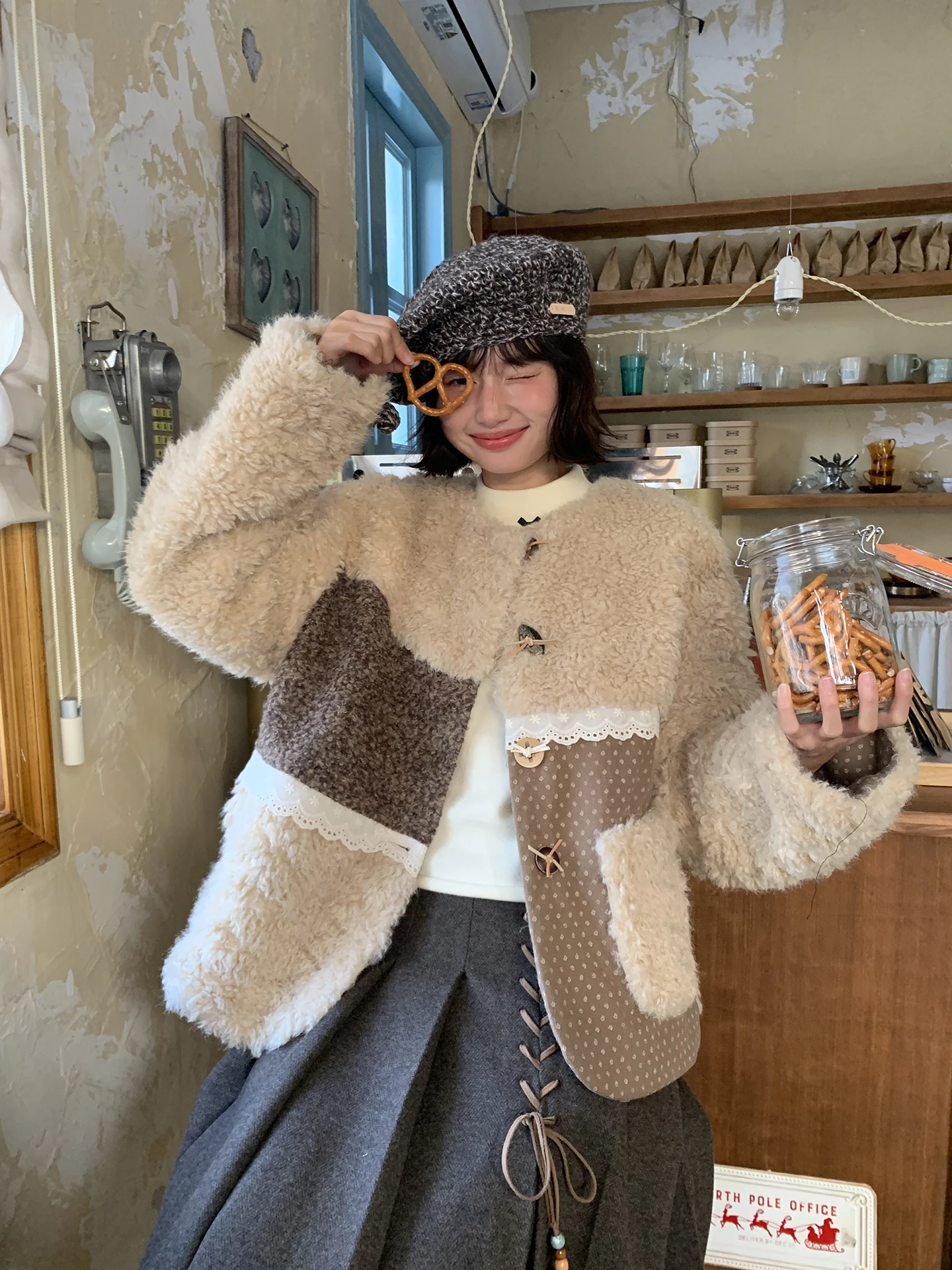 Vintage Fur Jaet Jiang Jam Eco-friendly Plu Design Sense Splicing Warmth Daily Use Youth Universal Fit Long Sve ort ...
Vintage Fur Jaet Jiang Jam Eco-friendly Plu Design Sense Splicing Warmth Daily Use Youth Universal Fit Long Sve ort ...