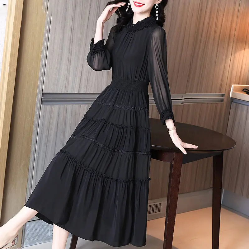 Lady Dress 2024 Spring Autumn New Style Black Sexy Temperament Elegant Lace Stitching Mesh Long Dress for Party women K249
Lady Dress 2024 Spring Autumn New Style Black Sexy Temperament Elegant Lace Stitching Mesh Long Dress for Party women K249