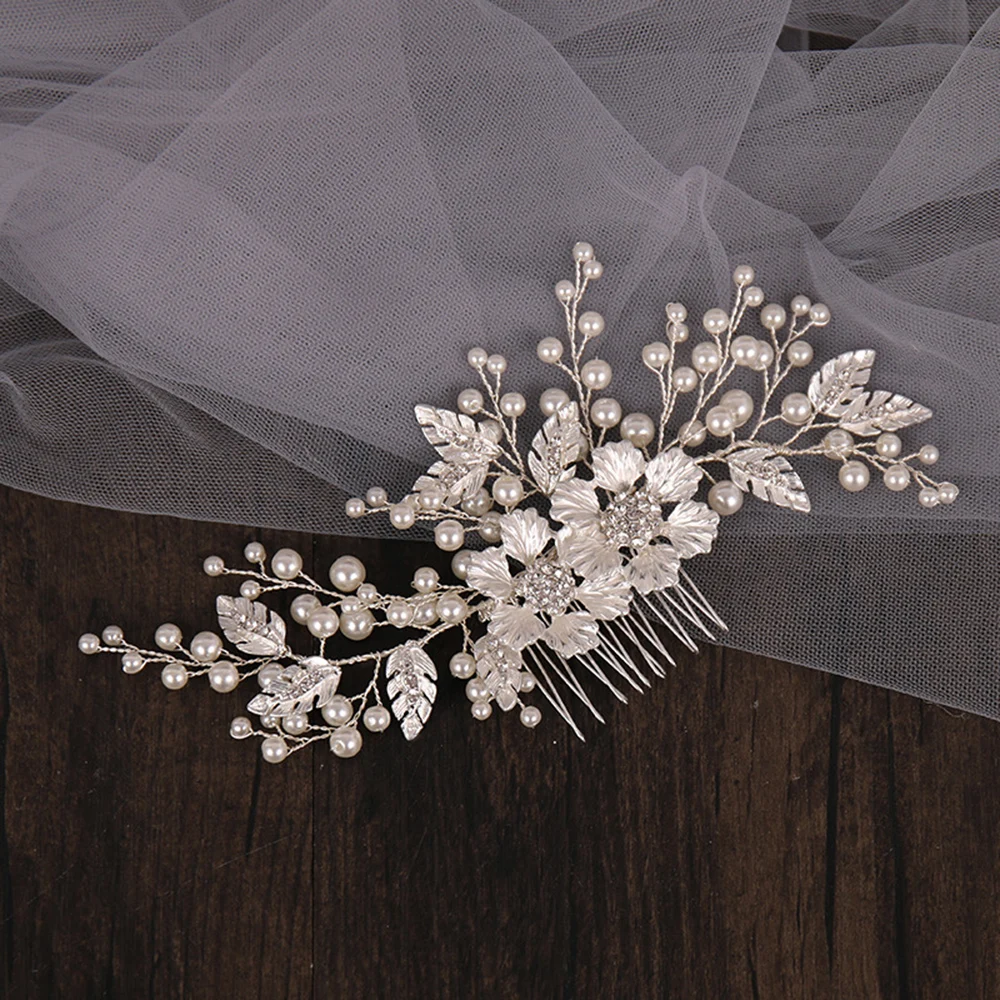 Bridal Flower Hair Comb Sweet Alloy Comb Barrette Floral Headpieces for Bride Wedding Hair Jewelry Women Party Hair Accessories
Bridal Flower Hair Comb Sweet Alloy Comb Barrette Floral Headpieces for Bride Wedding Hair Jewelry Women Party Hair Accessories