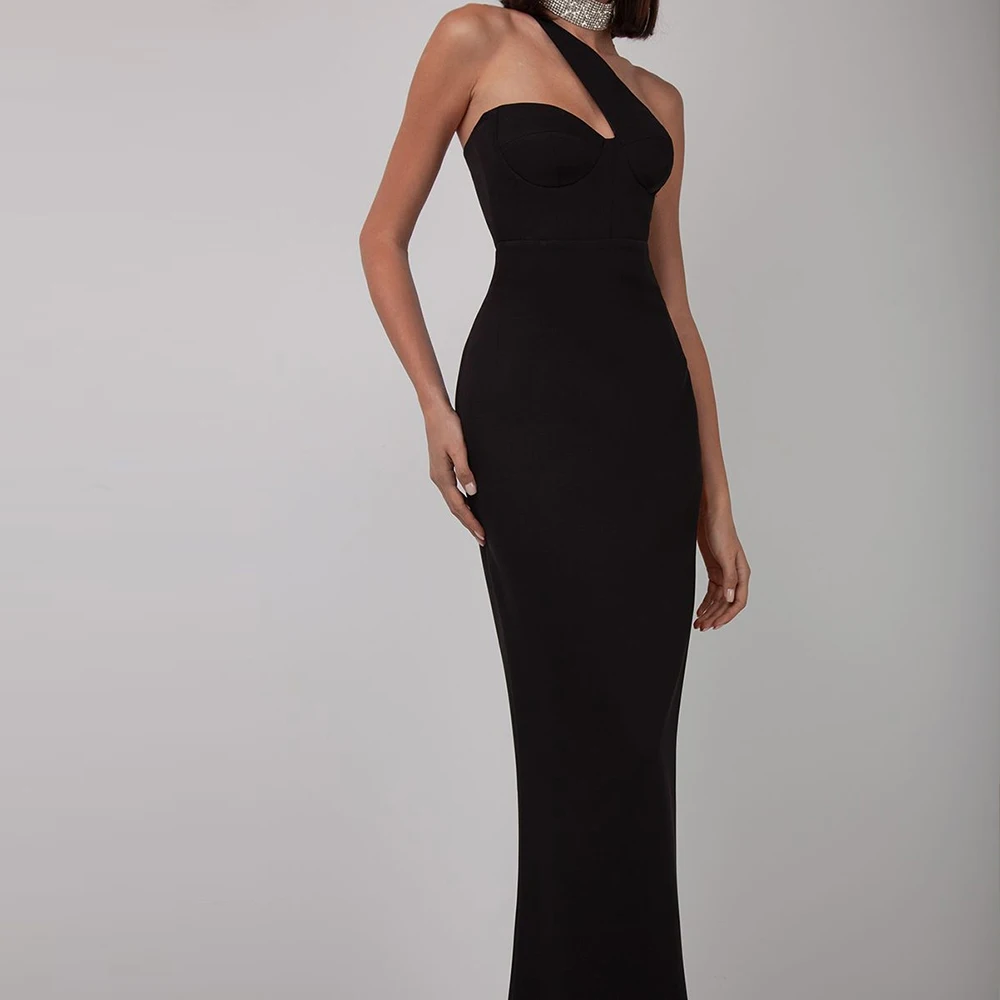 Customized Classic Black Satin Evening Dress Temperament Ruched Strapless Sleeveless Zipper Back Sweep Train Vestido De Noche
Customized Classic Black Satin Evening Dress Temperament Ruched Strapless Sleeveless Zipper Back Sweep Train Vestido De Noche