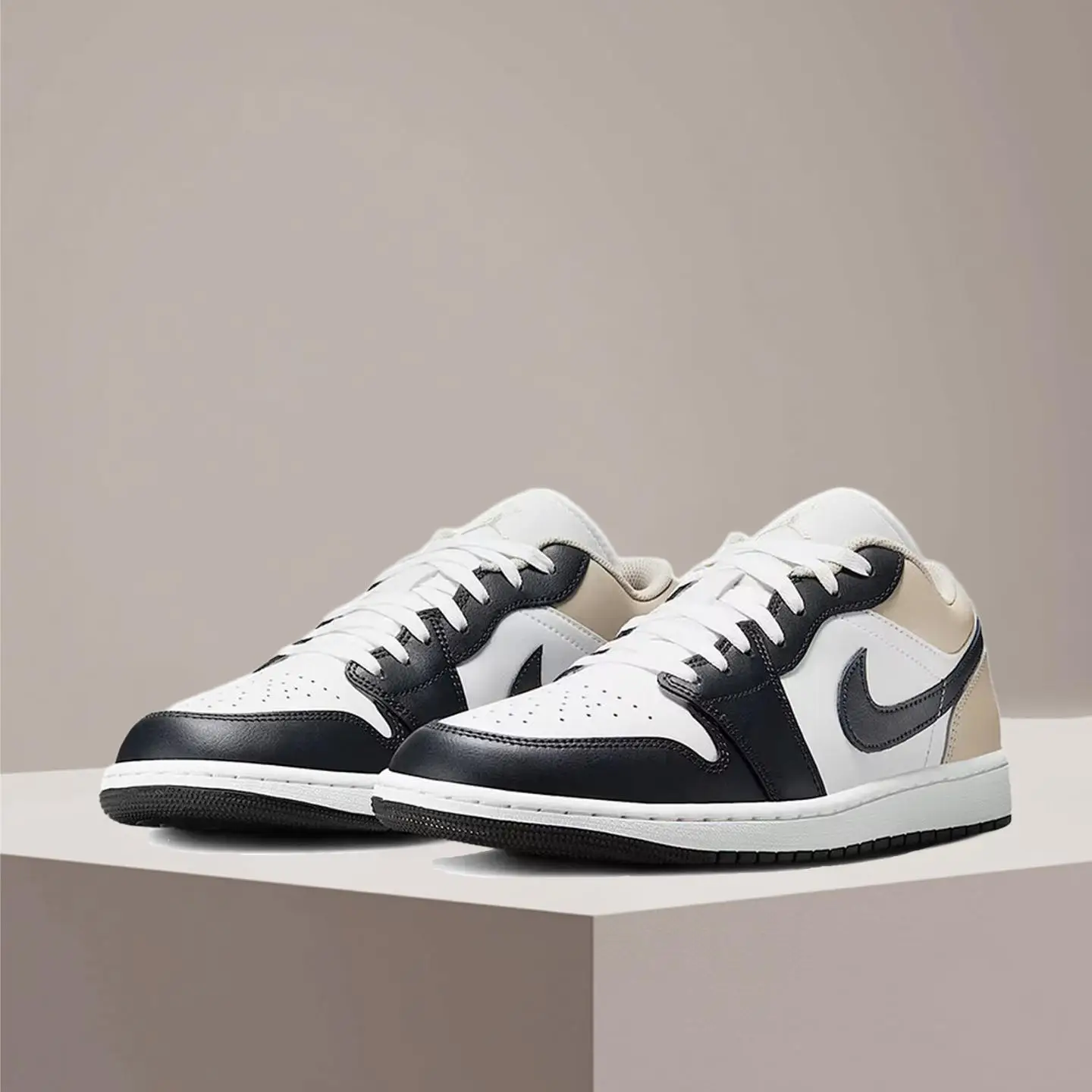 Кроссовки Nike Air Jordan 1 Retro High-Top, удобные повседневные баскетбольные кроссовки премиум-класса 553558-153
Кроссовки Nike Air Jordan 1 Retro High-Top, удобные повседневные баскетбольные кроссовки премиум-класса 553558-153