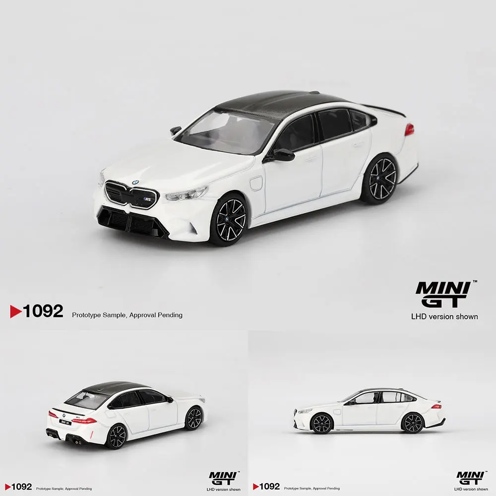 MINIGT 1/64 BMW M5 Alpine White Model Car Diecast Vehicle Collection Model With Display Case
MINIGT 1/64 BMW M5 Alpine White Model Car Diecast Vehicle Collection Model With Display Case