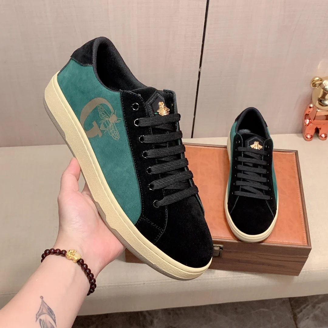 European high-quality fashionable casual men's genuine leather casual shoes, running shoes and lace-up sports shoes
European high-quality fashionable casual men's genuine leather casual shoes, running shoes and lace-up sports shoes