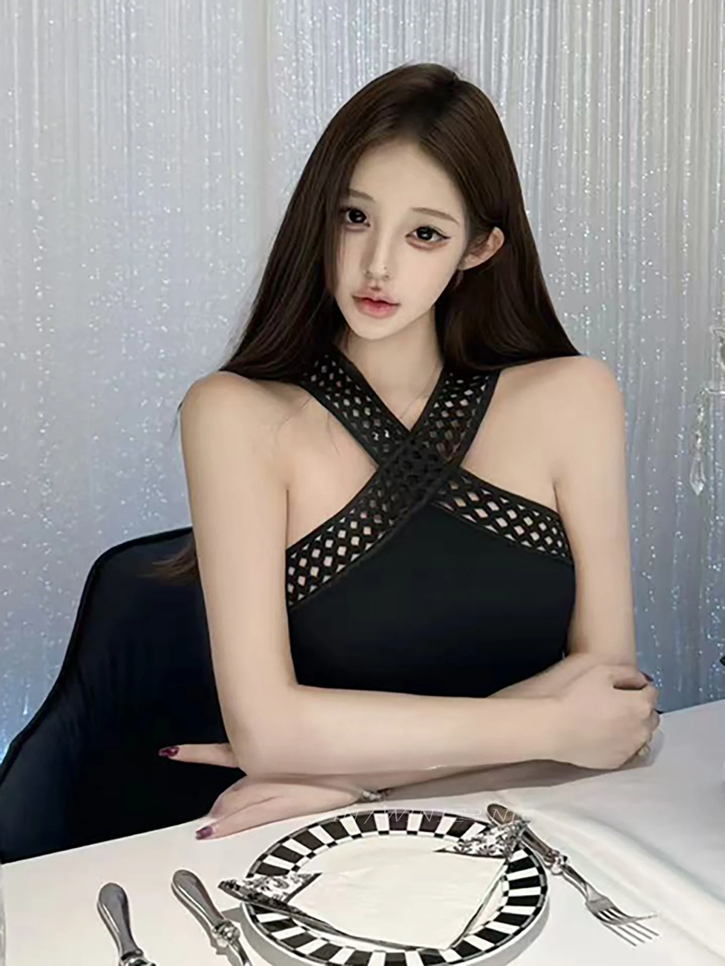 Black Strapless Bodycon Dress Women's Tight Fit Sexy Butt Dress Early Atmosphere Sensation Weaving Belt Splicing Autumn Dress
Black Strapless Bodycon Dress Women's Tight Fit Sexy Butt Dress Early Atmosphere Sensation Weaving Belt Splicing Autumn Dress