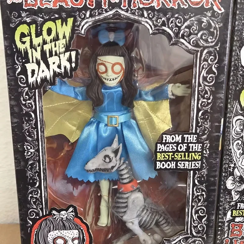 NECA 45508 Фигурка «Красавица ужасов» Ghouliana & Poppet Her Undead Dog Фигурки Модель Периферийные устройства Подарок на Хэллоуин Оригинал
NECA 45508 Фигурка «Красавица ужасов» Ghouliana & Poppet Her Undead Dog Фигурки Модель Периферийные устройства Подарок на Хэллоуин Оригинал