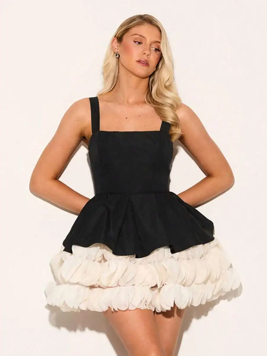 Elegant Black And Ivory Ruffled Peplum Mini Dress For Women Summer Evening Party
Elegant Black And Ivory Ruffled Peplum Mini Dress For Women Summer Evening Party