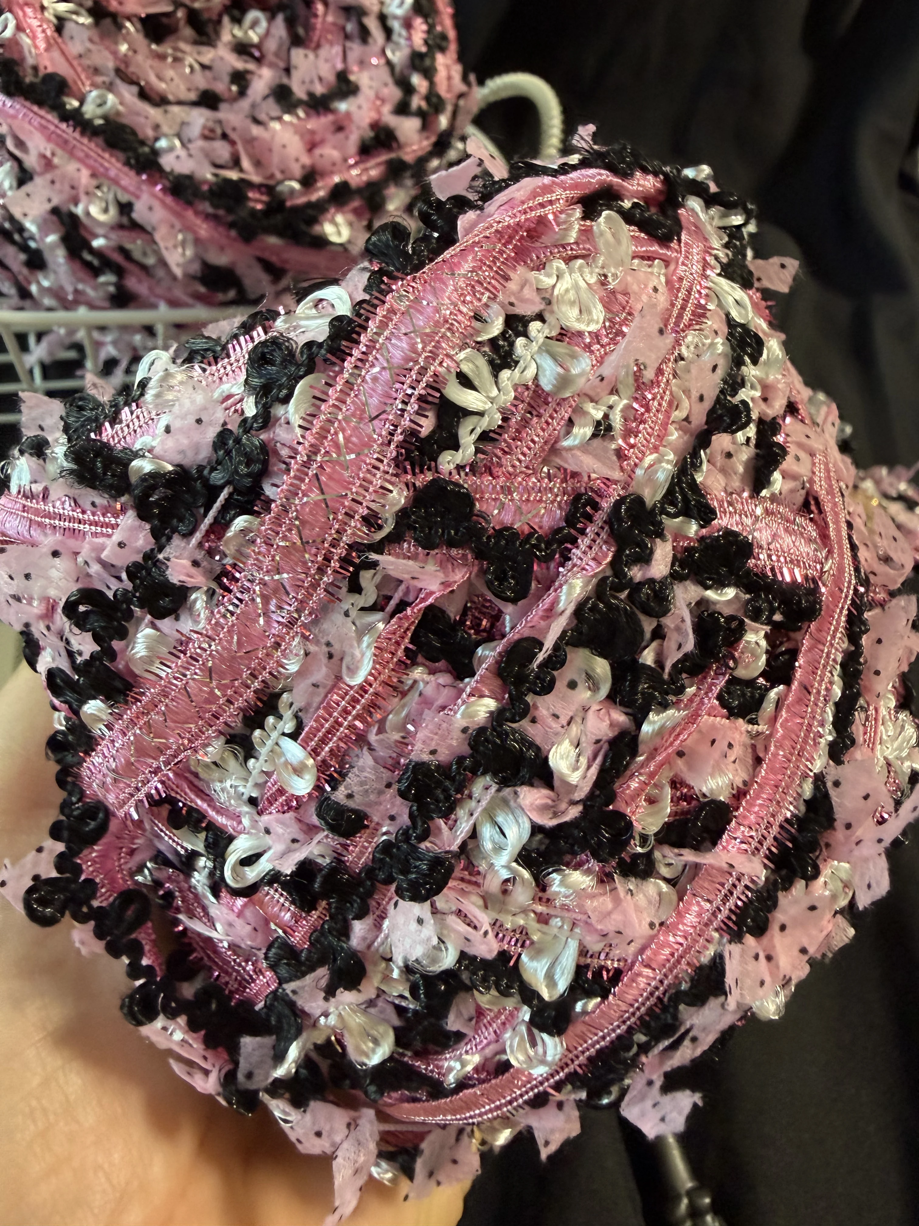 100g Blush Noir Fantasy Yarn | Pink & Black Polka Dot Hand-Blended Mixed Fiber Yarn for Crochet Knitting Bag Making DIY Crafts
100g Blush Noir Fantasy Yarn | Pink & Black Polka Dot Hand-Blended Mixed Fiber Yarn for Crochet Knitting Bag Making DIY Crafts