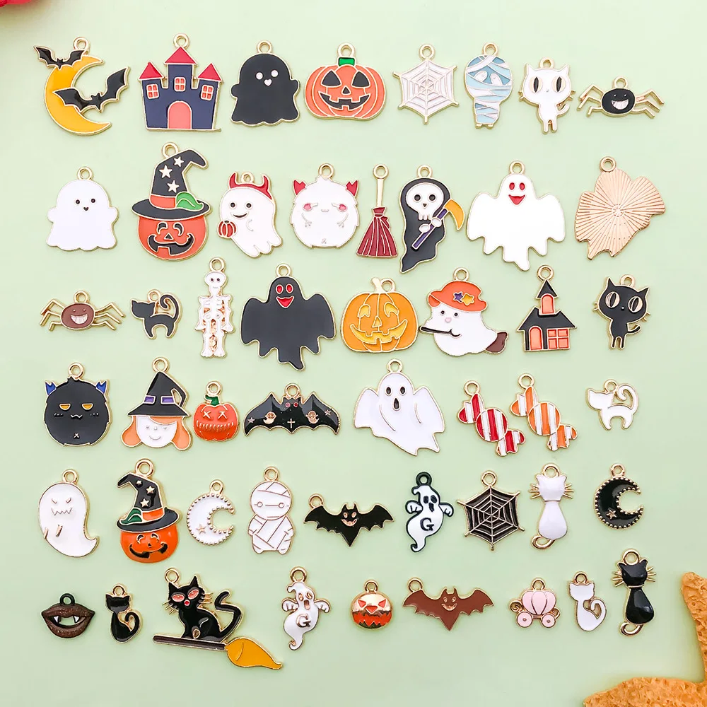 Подвески на Хэллоуин, подвеска из сплава на Хэллоуин, эмаль, тыква, шляпа ведьмы, призрак, паук, подвески в виде летучих мышей, подвески-подвески для браслета, сережек
Подвески на Хэллоуин, подвеска из сплава на Хэллоуин, эмаль, тыква, шляпа ведьмы, призрак, паук, подвески в виде летучих мышей, подвески-подвески для браслета, сережек