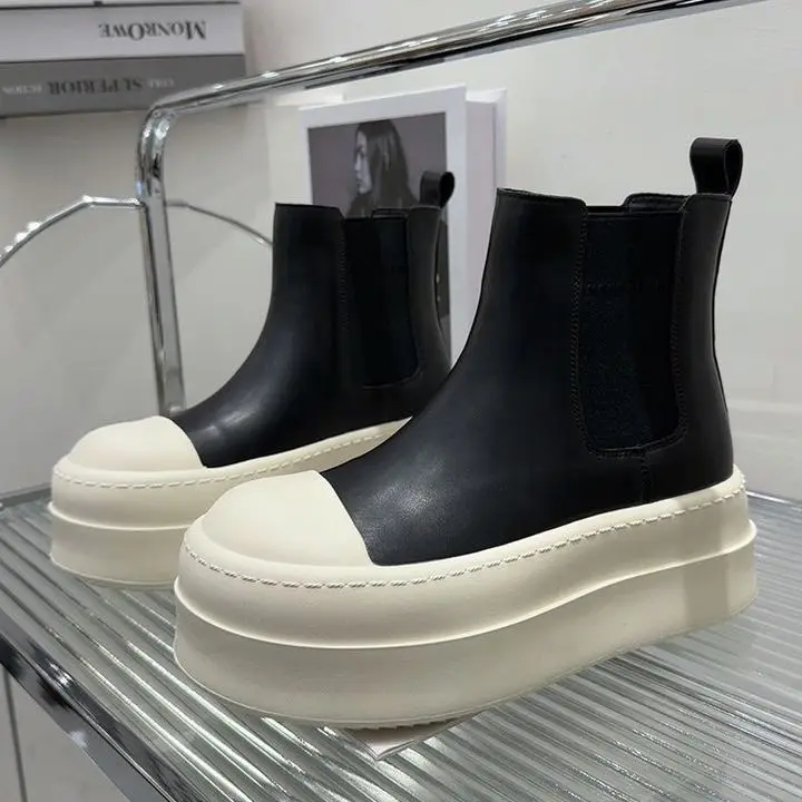 Retro thick-soled short boots sleeve autumn new foreign-style versatile cigarette boots
Retro thick-soled short boots sleeve autumn new foreign-style versatile cigarette boots