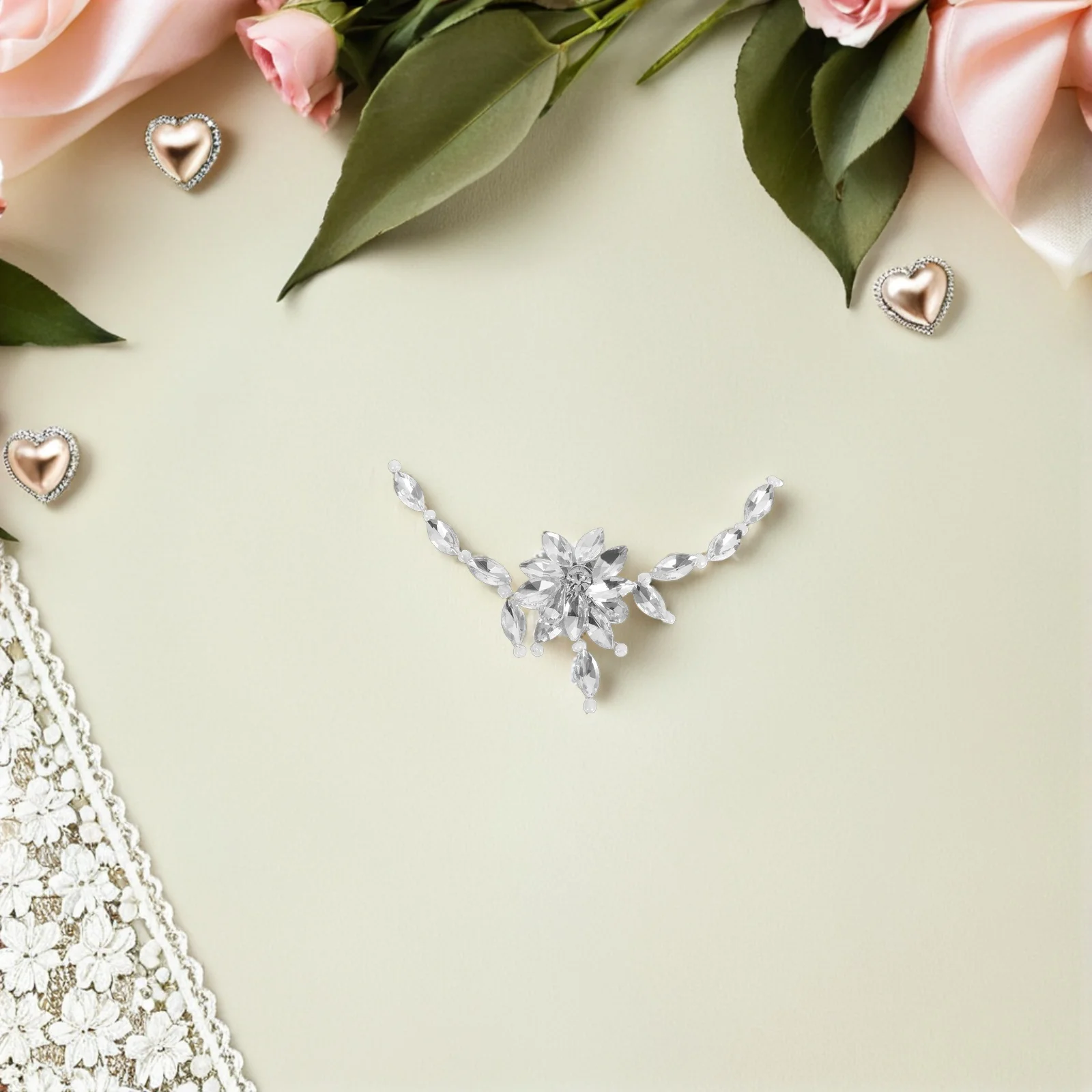 1Pair Rhinestone Wedding Shoe Clips Removable Crystal Buckles for Bridal High Heels Elegant Flower Shoe Buckle Charm Decorative
1Pair Rhinestone Wedding Shoe Clips Removable Crystal Buckles for Bridal High Heels Elegant Flower Shoe Buckle Charm Decorative