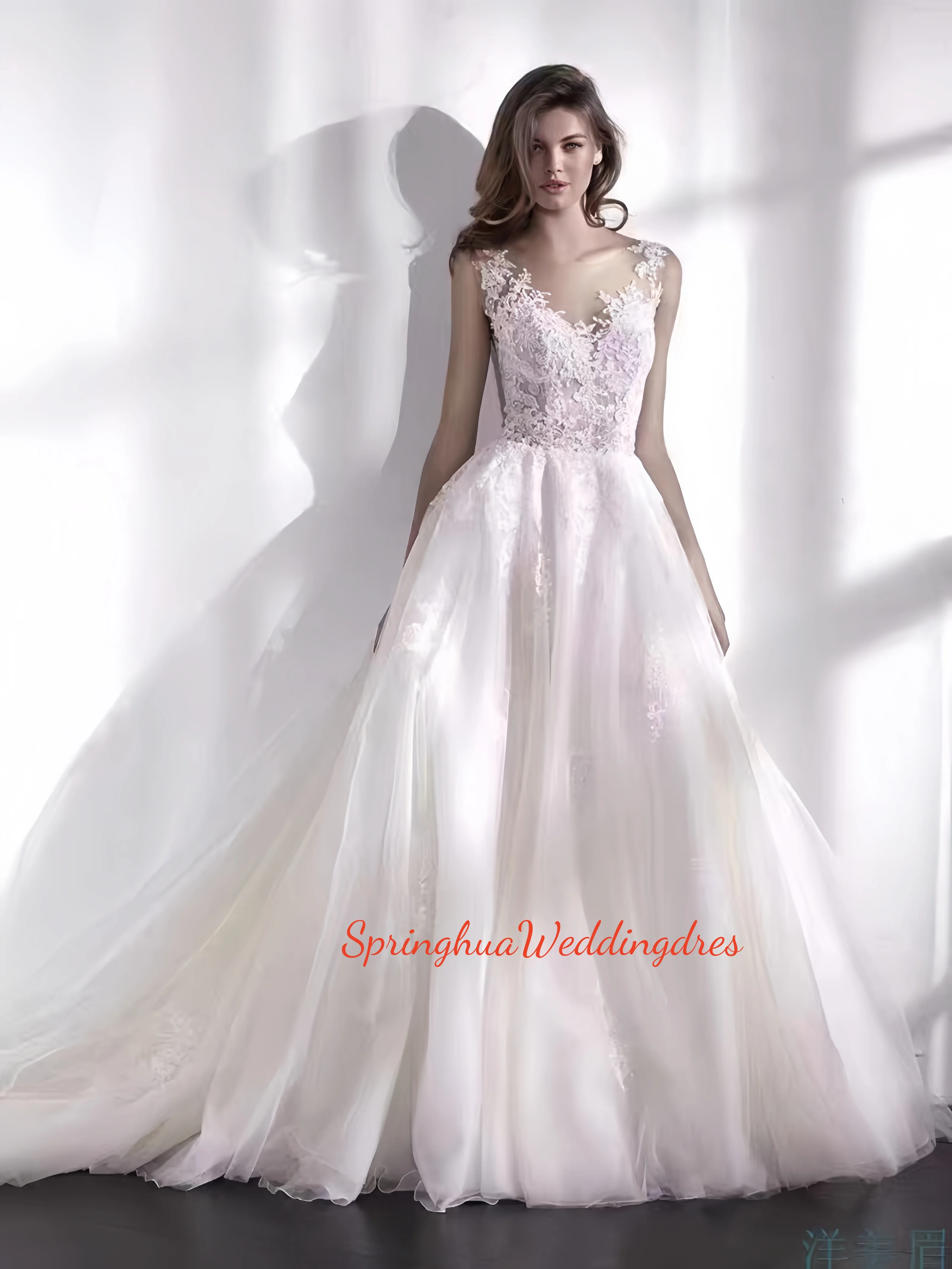 Customized Spaghetti Straps Big Backless Wedding Dresses For Bride Tulle Deep V Neck Laces Appliques Bridal Gowns
Customized Spaghetti Straps Big Backless Wedding Dresses For Bride Tulle Deep V Neck Laces Appliques Bridal Gowns