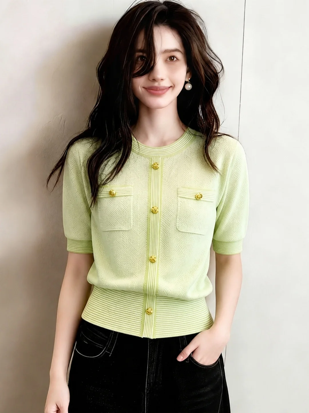 Trendy Soft round Neck Pullover Knitwear Fashionable Lightweight Commute Versatile Top Short Sleeve Summer 2026 Women's Silk ...
Trendy Soft round Neck Pullover Knitwear Fashionable Lightweight Commute Versatile Top Short Sleeve Summer 2026 Women's Silk ...