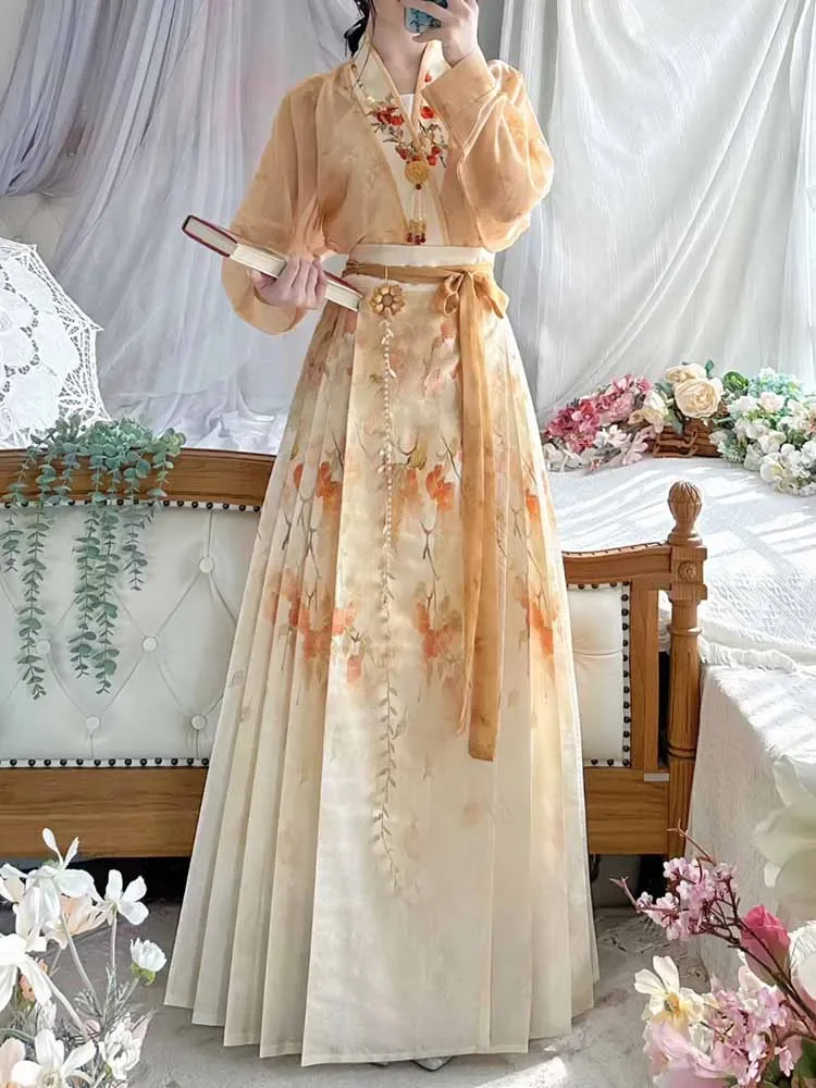 Chinese Ancient Hanfu Women Party Outfit 2024 Summer Printed Modern Yellow Top Pleated Skirt 3pcs Sets Hanfu Sets Plus Size XL
Chinese Ancient Hanfu Women Party Outfit 2024 Summer Printed Modern Yellow Top Pleated Skirt 3pcs Sets Hanfu Sets Plus Size XL