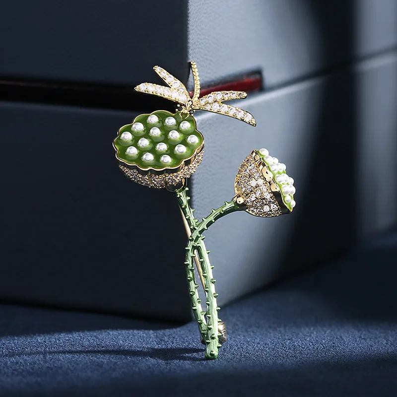 Chinese Style Enamel Lotus Seed Pod Brooch Niche Personality Temperament Dragonfly Pearl Brooch Dress Coat Accessory Pin
Chinese Style Enamel Lotus Seed Pod Brooch Niche Personality Temperament Dragonfly Pearl Brooch Dress Coat Accessory Pin