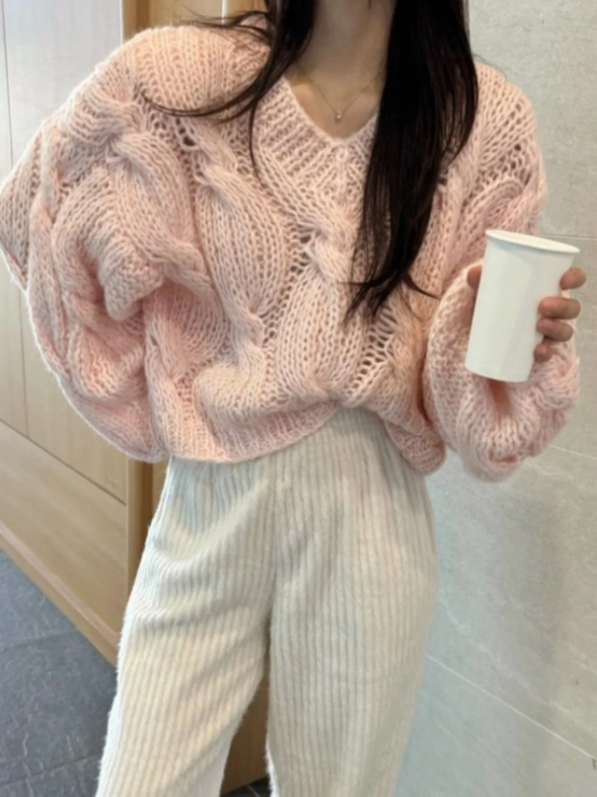 Laid-ba Sle Women's Sweater Long Sve V-ne Knitted Slimming Retro Twist Soft Combed Cotton Top Comfortable Spring Autumn
Laid-ba Sle Women's Sweater Long Sve V-ne Knitted Slimming Retro Twist Soft Combed Cotton Top Comfortable Spring Autumn