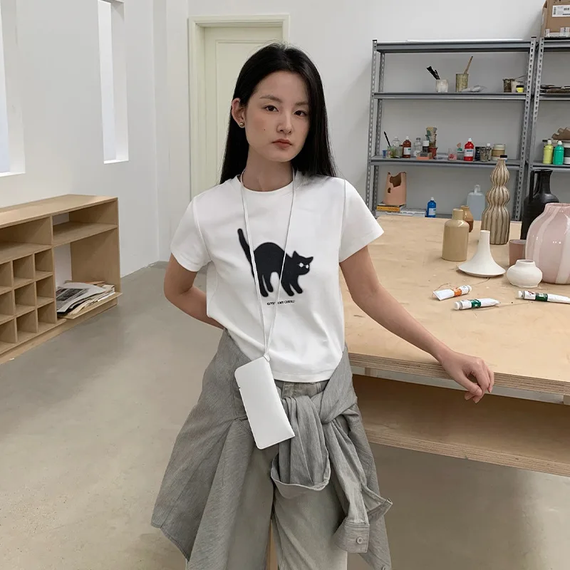 Cat Print Short Edition T-shirt Women Summer New Round Collar Simple Korean Style Tops Lady Versatile Commuting Leisure T-shirt
Cat Print Short Edition T-shirt Women Summer New Round Collar Simple Korean Style Tops Lady Versatile Commuting Leisure T-shirt