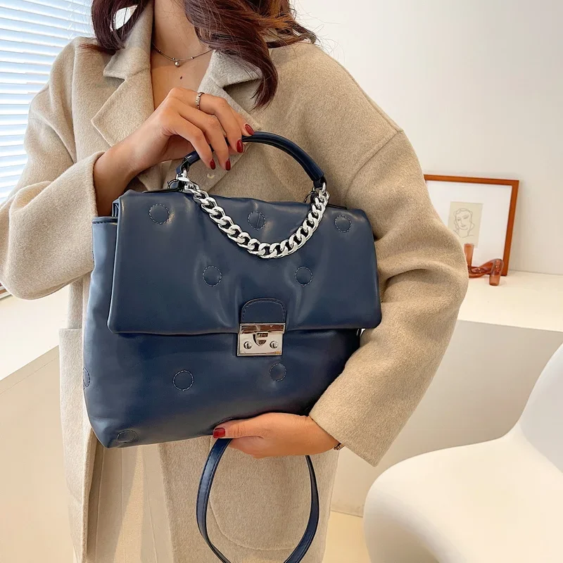 Fashion Chains Padded Women Handbags Designer Revit Shoulder Baga Luxury Pu Leather Space Cotton Crossbody Bag Big Tote 2021 Sac
Fashion Chains Padded Women Handbags Designer Revit Shoulder Baga Luxury Pu Leather Space Cotton Crossbody Bag Big Tote 2021 Sac