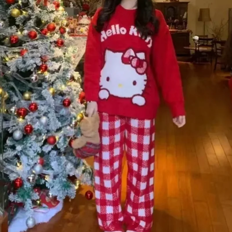 Sanrio Kawaii HelloKitty Cartoon Anime Characters Autumn and Winter Plush 2-piece Sleepwear Set As A Holiday Gift for Girls
Sanrio Kawaii HelloKitty Cartoon Anime Characters Autumn and Winter Plush 2-piece Sleepwear Set As A Holiday Gift for Girls