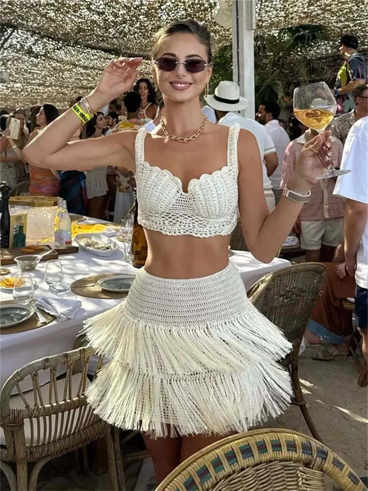 Laxsesu Crochet See Through 2 Piece Set Women Sexy Beach Vacation Y2K Mini Tops+Multi-Layered Tassels Skirts Matching Suits
Laxsesu Crochet See Through 2 Piece Set Women Sexy Beach Vacation Y2K Mini Tops+Multi-Layered Tassels Skirts Matching Suits