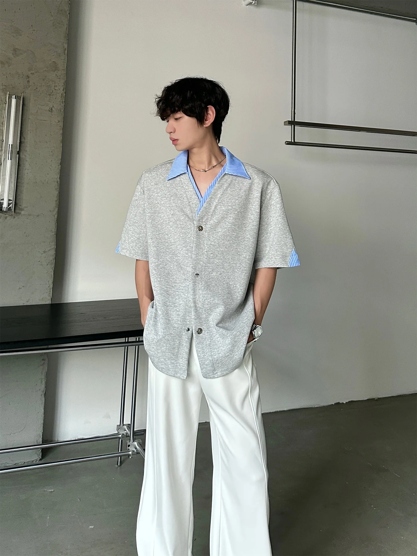 Loose Fit Summer T-Shirt Short Sleeve Plaid Fashionable Casual Shirt Youth Polyester Cotton Blend Anti-Wrinkle Button up
Loose Fit Summer T-Shirt Short Sleeve Plaid Fashionable Casual Shirt Youth Polyester Cotton Blend Anti-Wrinkle Button up