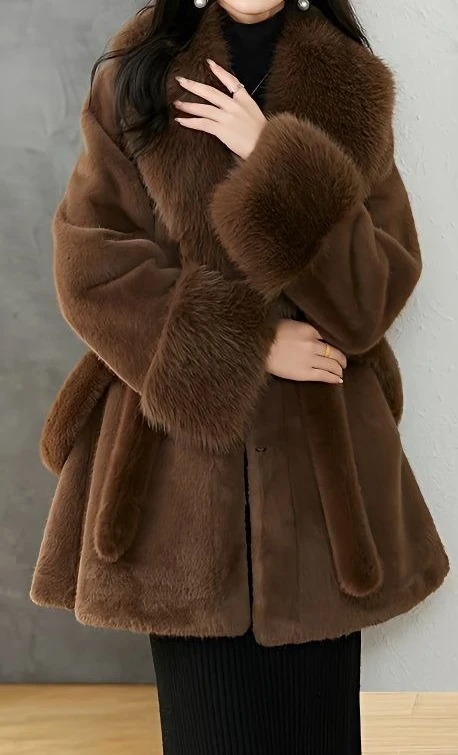 2025 Autumn/Winter New Wool Collar Winter Waist Coat Thickened Warm Mid Length Fashion Coat
2025 Autumn/Winter New Wool Collar Winter Waist Coat Thickened Warm Mid Length Fashion Coat