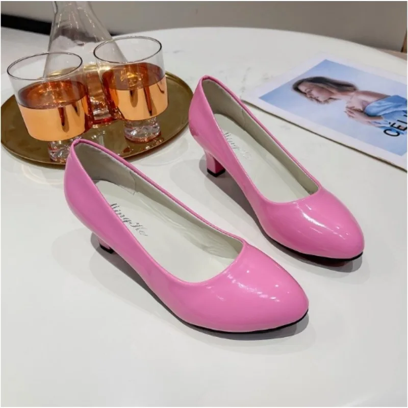 Women Pumps Nude Shallow Mouth Women Shoes New Fashion Office Work Wedding Party Shoes Ladies Low Heel Shoes Summer Heels Woeman
Women Pumps Nude Shallow Mouth Women Shoes New Fashion Office Work Wedding Party Shoes Ladies Low Heel Shoes Summer Heels Woeman