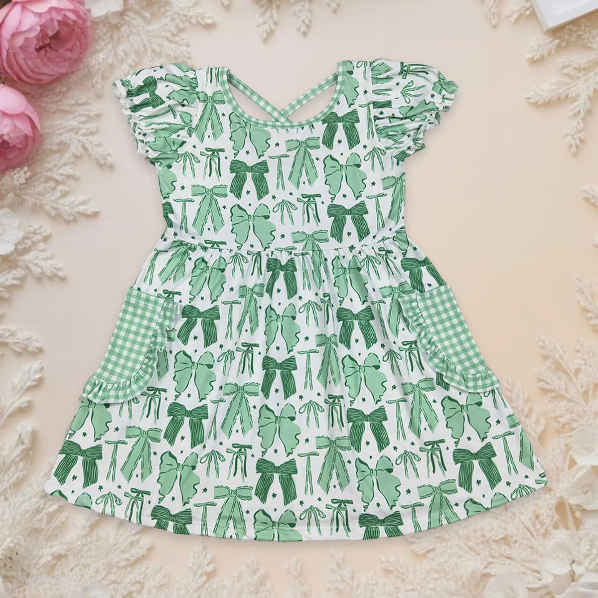Baby Girl Short Sleeve Green Clovers Bows St Patrick Knee Length Dresses Kids Sweet Toddler Infant Children Clothing Wholesale
Baby Girl Short Sleeve Green Clovers Bows St Patrick Knee Length Dresses Kids Sweet Toddler Infant Children Clothing Wholesale
