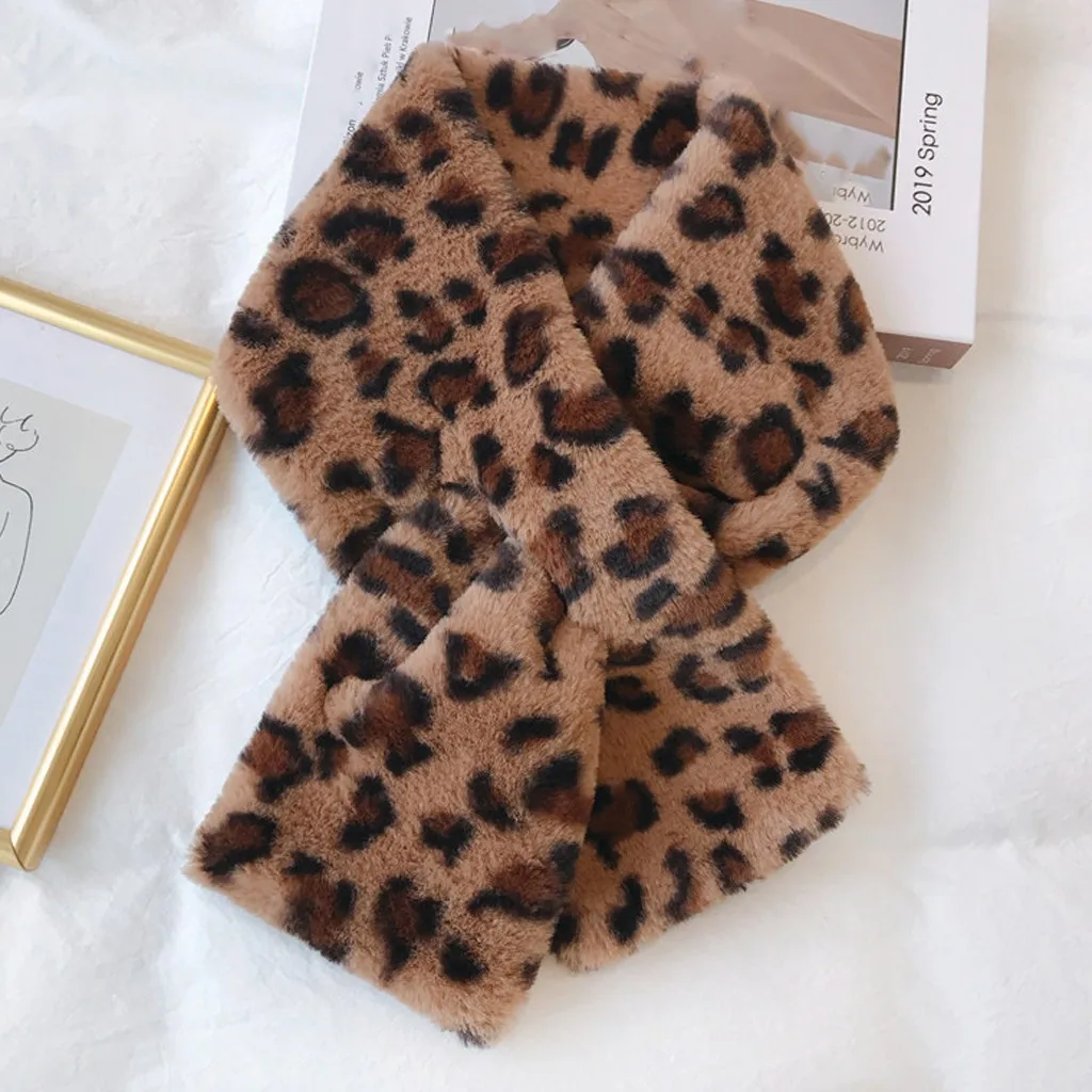 Fashion Thicken Faux Fur Shawl Imitation Fur Scarves Fleece Leopard Solid Scarf 2024 Female New Wraps Women Winter Warm Scarf
Fashion Thicken Faux Fur Shawl Imitation Fur Scarves Fleece Leopard Solid Scarf 2024 Female New Wraps Women Winter Warm Scarf