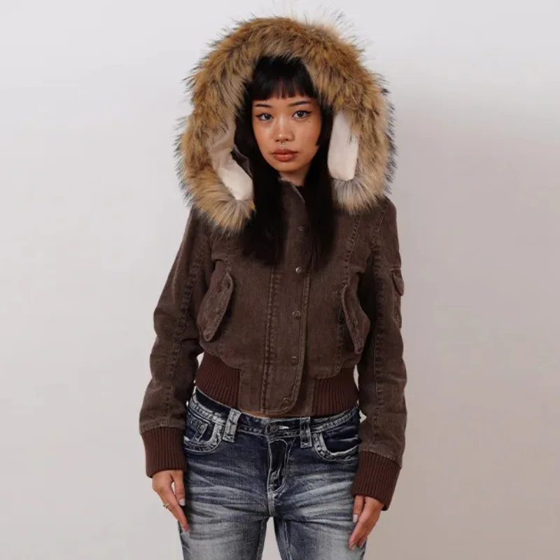 Vintage Brown Short Hooded Jacket Women's Full Sleeve Slim Detachable Fur Collar 2025 NEW Winter Autumn Female Outerwear
Vintage Brown Short Hooded Jacket Women's Full Sleeve Slim Detachable Fur Collar 2025 NEW Winter Autumn Female Outerwear