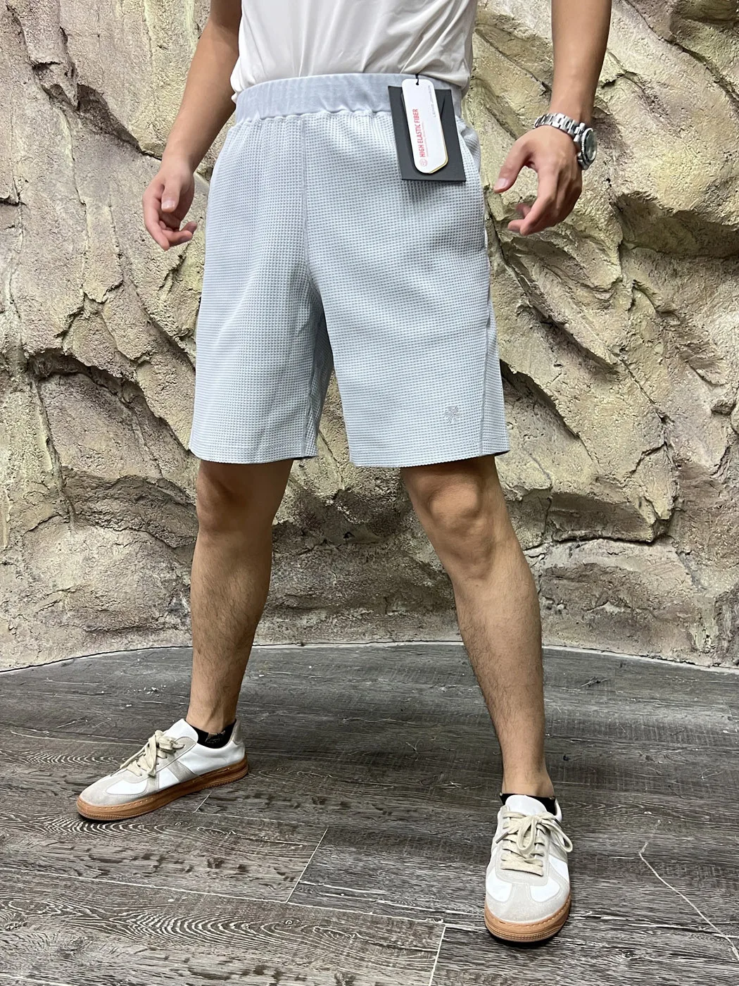 High-End Men's Casual Five-Point Shorts Straight Leg Summer Versatile Polyester Fiber Standard Fit Texture Shorts
High-End Men's Casual Five-Point Shorts Straight Leg Summer Versatile Polyester Fiber Standard Fit Texture Shorts