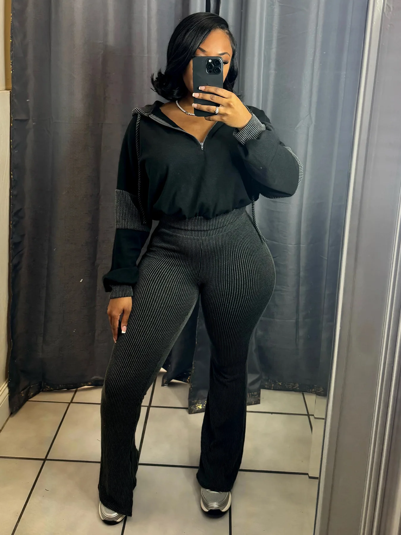 Ribbed Striped Patchwork 2 Piece Set Women Tracksuits Long Sleeve Hooded Sweatshirts Crop Tops + High Waist Flare Pants Suits
Ribbed Striped Patchwork 2 Piece Set Women Tracksuits Long Sleeve Hooded Sweatshirts Crop Tops + High Waist Flare Pants Suits