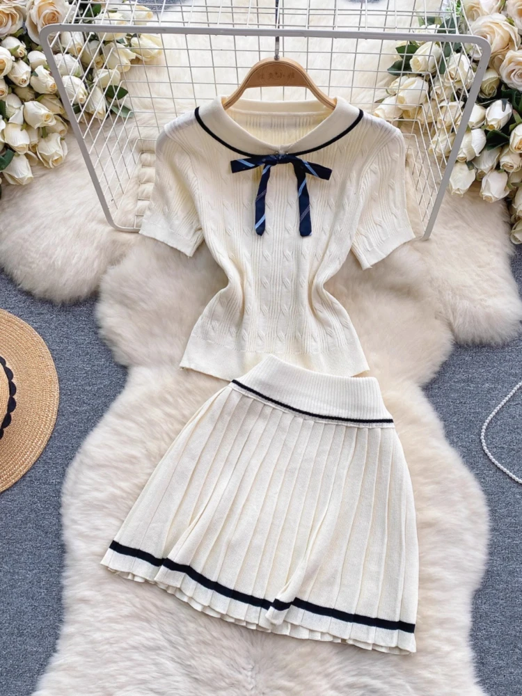 Preppy Style Knit Matching Sets Short Sleeve Bow Tops High Waist Pleated Mini Skirts Female Slim Contrast Color Women's Clothing
Preppy Style Knit Matching Sets Short Sleeve Bow Tops High Waist Pleated Mini Skirts Female Slim Contrast Color Women's Clothing