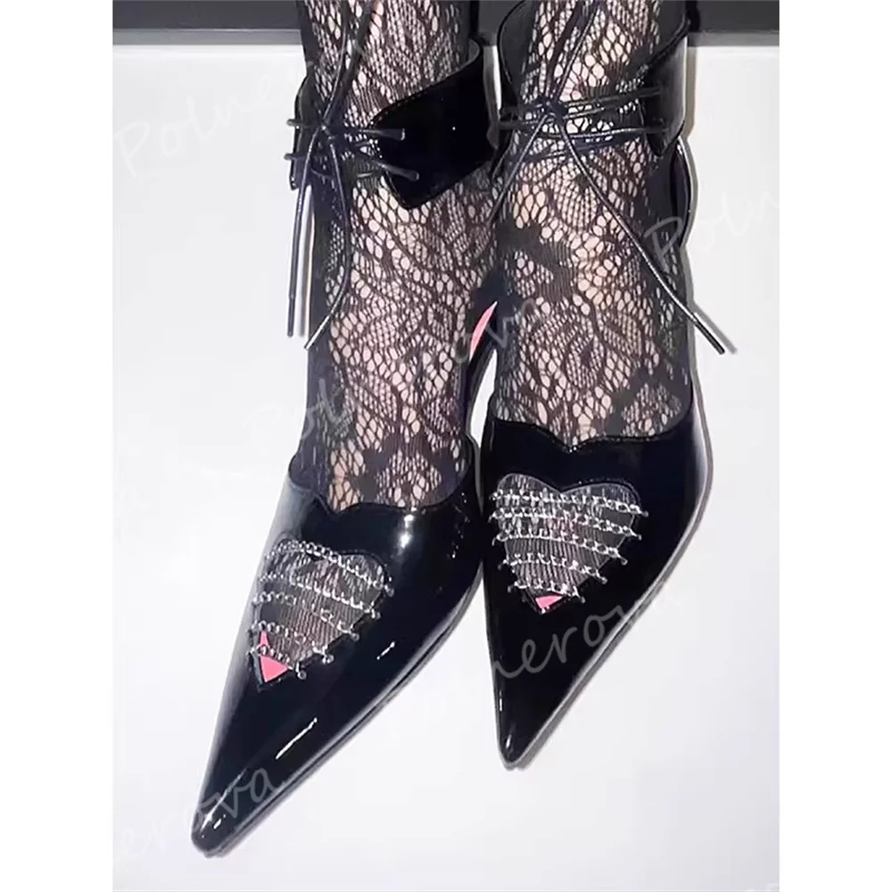 Fashion Hollow-out Metal Chain Heart Women Sandals Pointed Toe High Heel Ankle Lace-up Pumps Lady New Fashion Gladiator Shoes
Fashion Hollow-out Metal Chain Heart Women Sandals Pointed Toe High Heel Ankle Lace-up Pumps Lady New Fashion Gladiator Shoes