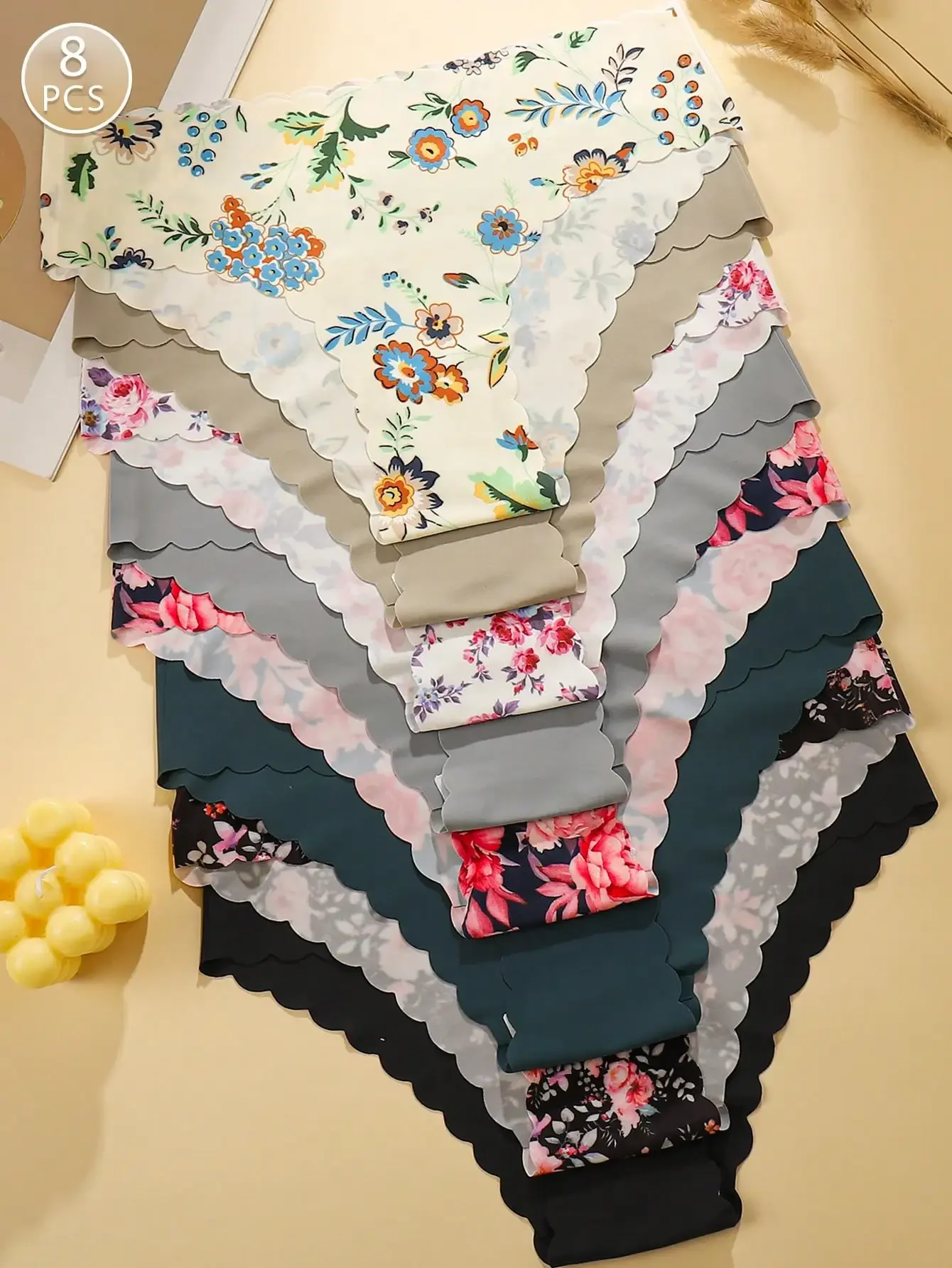 8pcs/Pack Women's Seamless Wavy Edged Floral Print Triangle Panties, Soft Smooth Fabric Underwear
8pcs/Pack Women's Seamless Wavy Edged Floral Print Triangle Panties, Soft Smooth Fabric Underwear