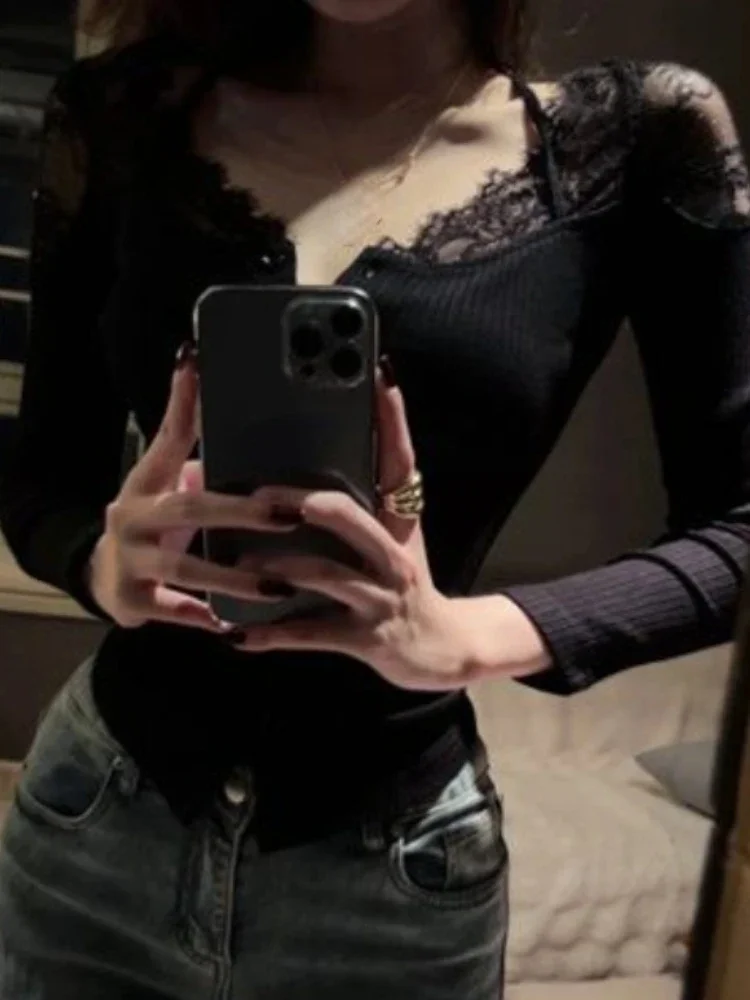 Y2k Aesthetic Lace Bottoming Crop Top Streetwear Harajuku Women Vintage T-shirt Fashion V Neck Long Sleeve Tees Trendy E-girl
Y2k Aesthetic Lace Bottoming Crop Top Streetwear Harajuku Women Vintage T-shirt Fashion V Neck Long Sleeve Tees Trendy E-girl