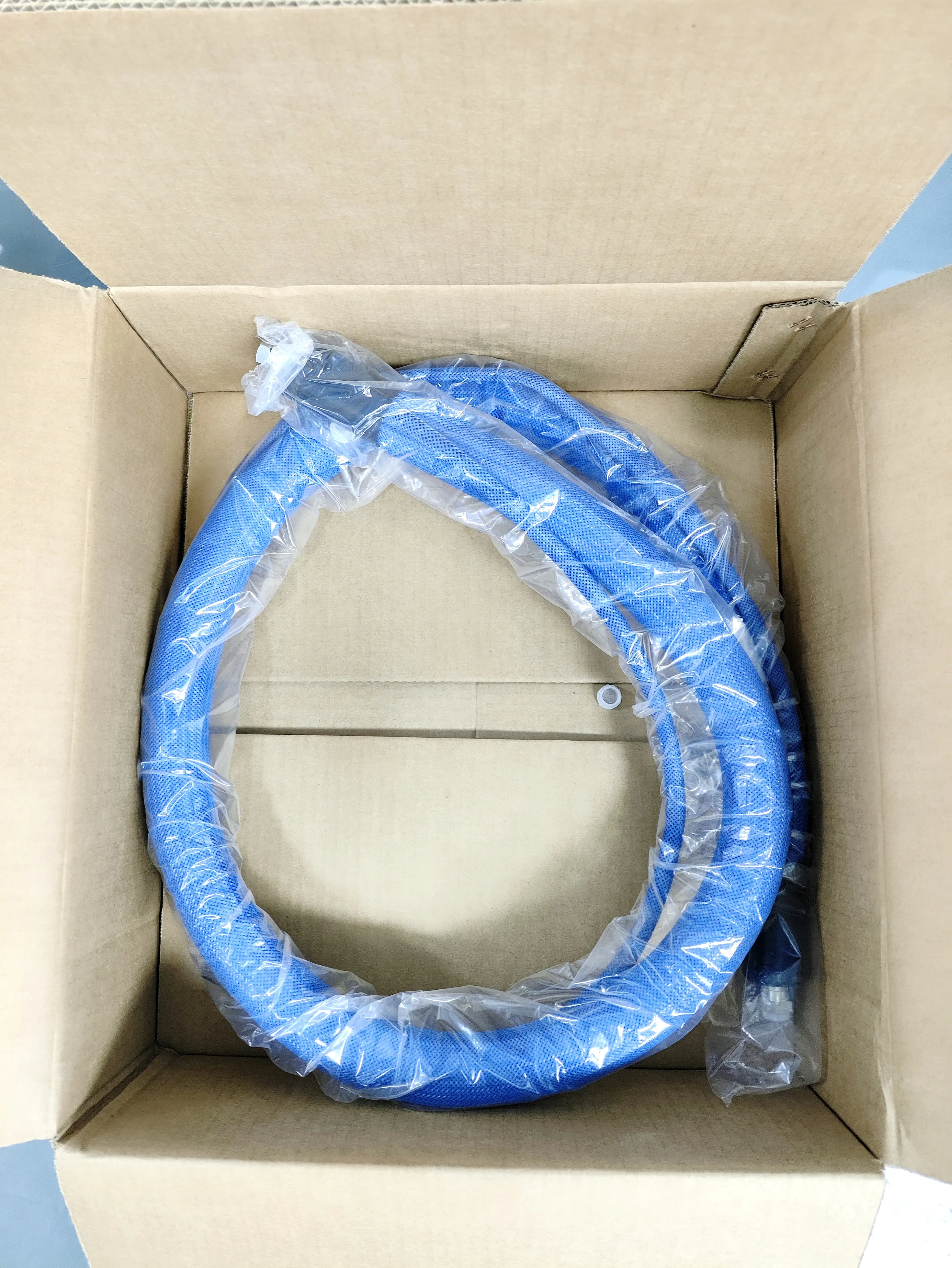 274797 Flexible Hot Melt Glue Hose Pipe Customized Length Hot Melt Glue Hose Heated Hose 7.4m 24ft.
274797 Flexible Hot Melt Glue Hose Pipe Customized Length Hot Melt Glue Hose Heated Hose 7.4m 24ft.