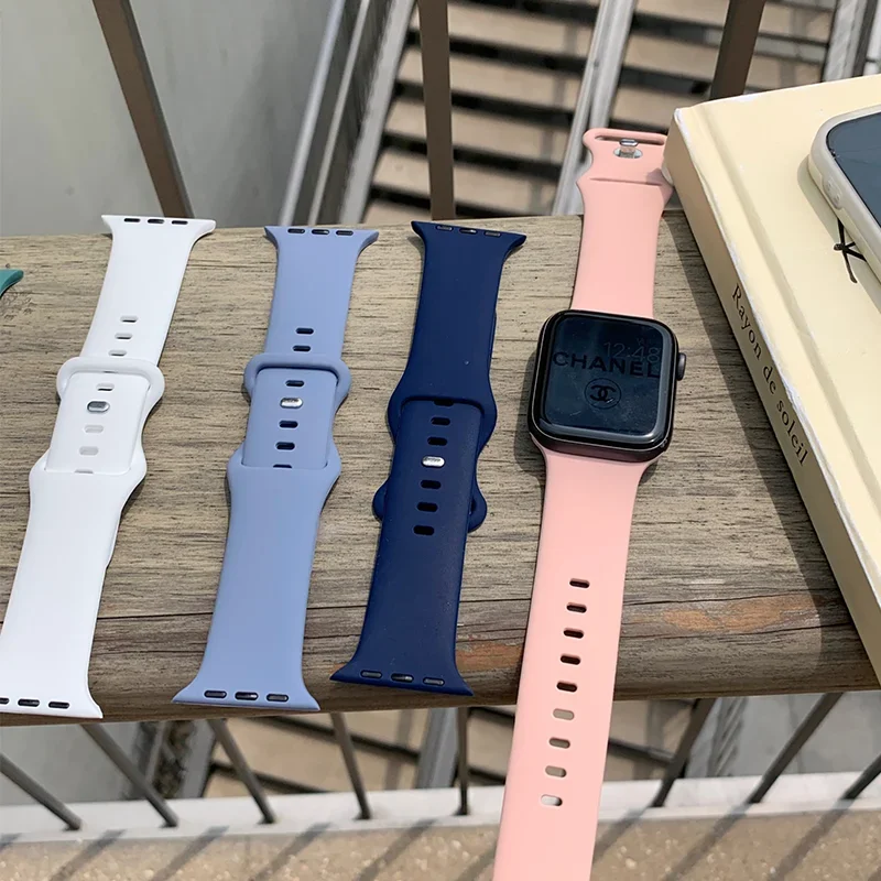 Силиконовый ремешок для Apple Watch Series 10 46 мм 42 мм 44 мм 40 мм 45 мм 41 мм 45 44 мм ultra 2 49 мм спортивный ремешок iwatch 10 9 8 7 6 SE 5 4
Силиконовый ремешок для Apple Watch Series 10 46 мм 42 мм 44 мм 40 мм 45 мм 41 мм 45 44 мм ultra 2 49 мм спортивный ремешок iwatch 10 9 8 7 6 SE 5 4