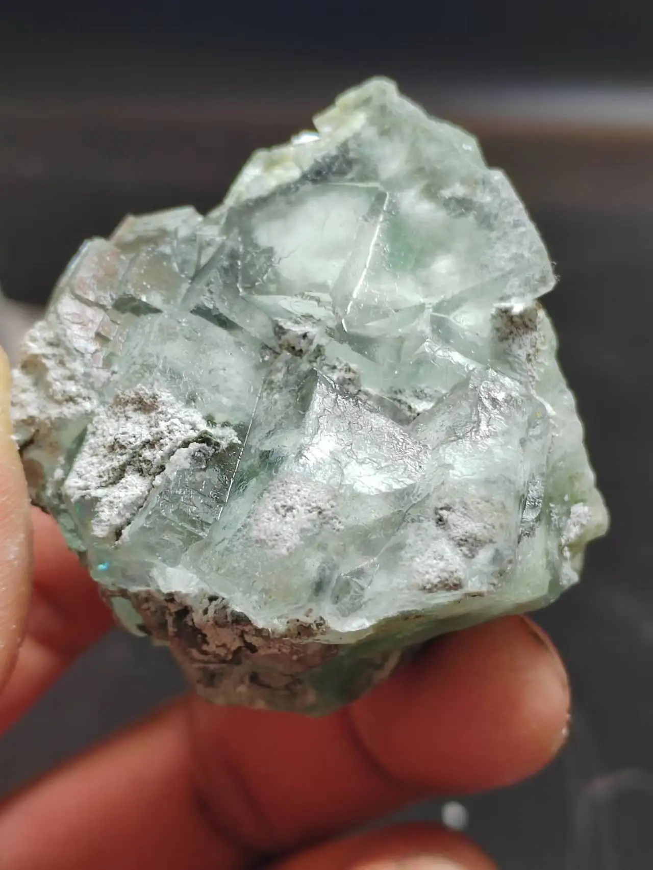 108gNatural rare grey stone cluster mineral teaching specimen stone and crystal healing crystal quartz gem home decoration
108gNatural rare grey stone cluster mineral teaching specimen stone and crystal healing crystal quartz gem home decoration