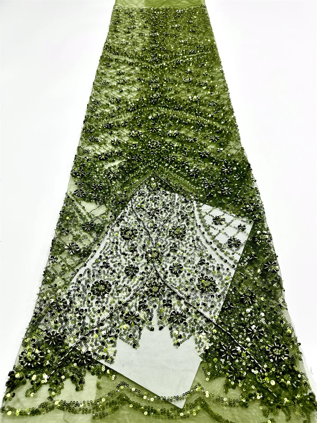 French Lace Fabrics Tulle Lace Embroidery Fabric 2025 With Sequins Latest Style African Lace 5 Yards For Nigerian Party Dress
French Lace Fabrics Tulle Lace Embroidery Fabric 2025 With Sequins Latest Style African Lace 5 Yards For Nigerian Party Dress